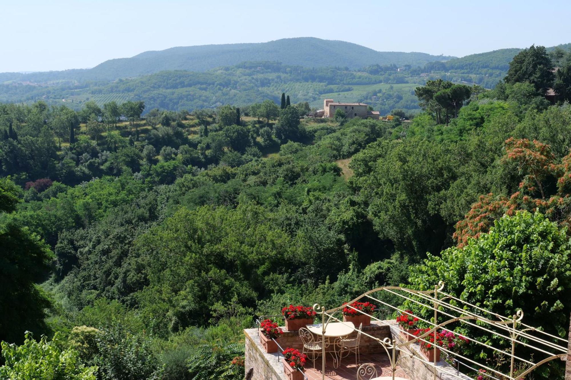 Delcorto Suites Montepulciano Exterior foto